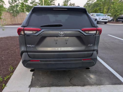 Magnetic Gray Metallic 2022 Toyota RAV4 XLE