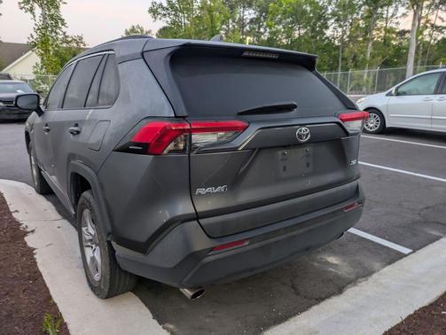 Magnetic Gray Metallic 2022 Toyota RAV4 XLE