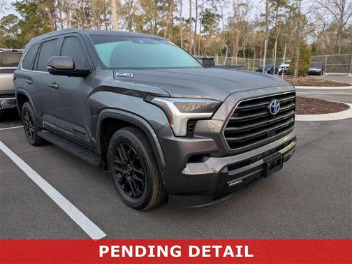 2024 Toyota Sequoia SR5