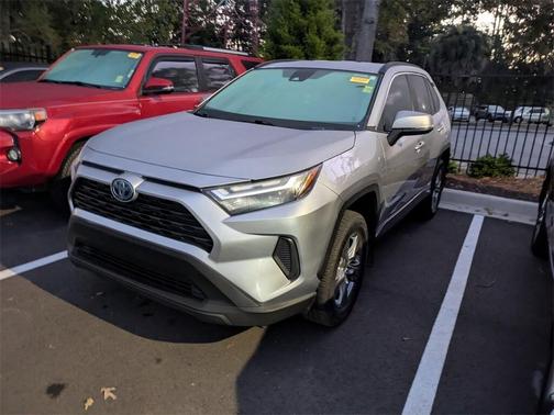 2023 Toyota RAV4 Hybrid XLE