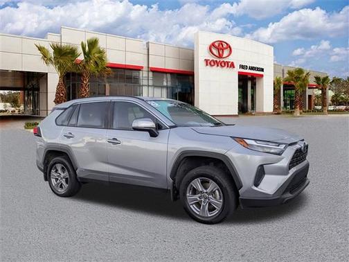 2023 Toyota RAV4 Hybrid XLE