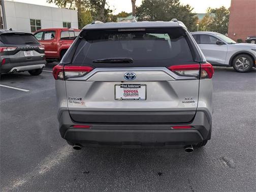 2023 Toyota RAV4 Hybrid XLE