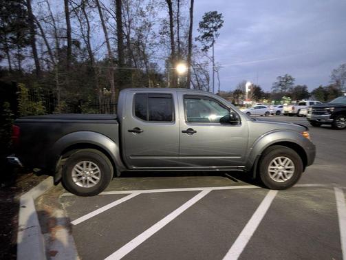 2017 Nissan Frontier SV