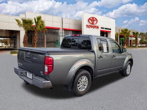 2017 Nissan Frontier SV