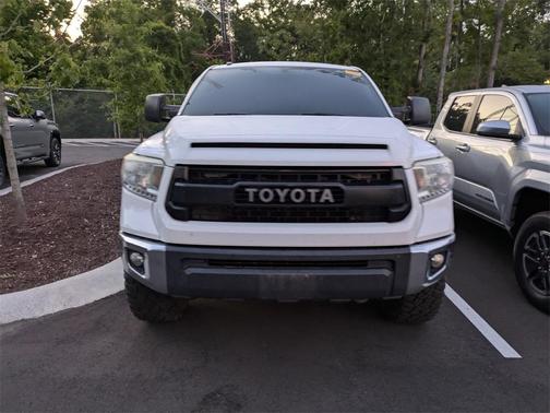 2014 Toyota Tundra SR5