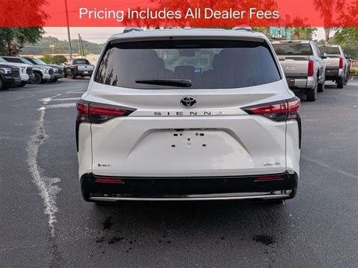 Wind Chill Pearl 2026 Toyota Sienna Limited