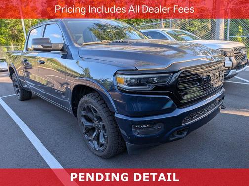 Patriot Blue Pearlcoat 2022 RAM 1500 Limited