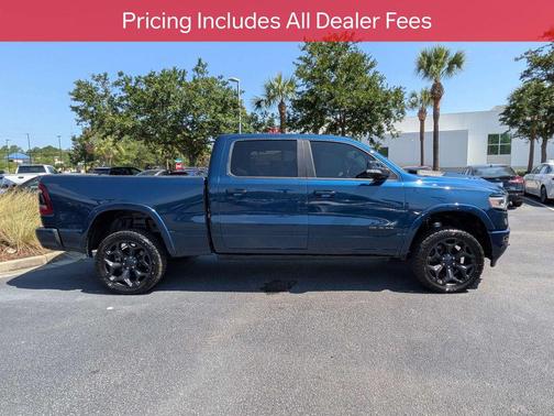 Patriot Blue Pearlcoat 2022 RAM 1500 Limited