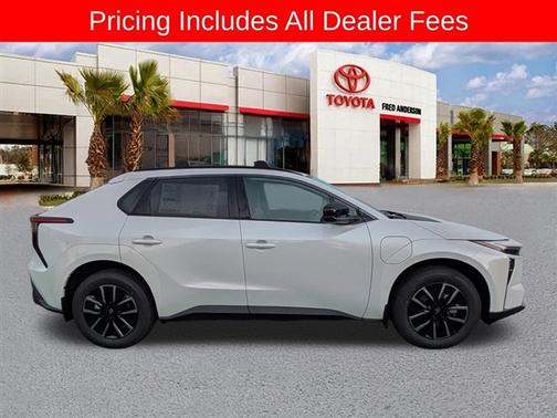 Wind Chill Pearl 2026 Toyota bZ XLE Plus