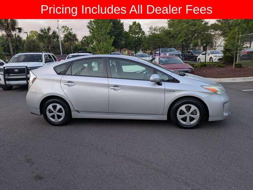 Classic Silver Metallic 2012 Toyota Prius Three