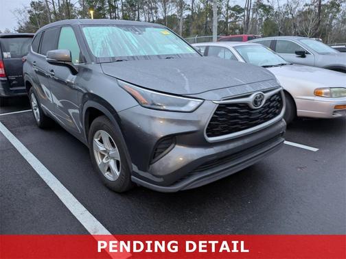 2022 Toyota Highlander L