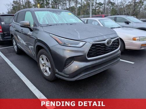 2022 Toyota Highlander L
