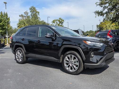 2024 Toyota RAV4 XLE Premium