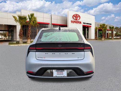 2024 Toyota Prius XLE