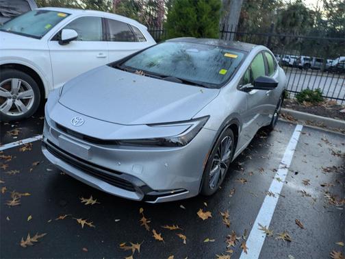 2024 Toyota Prius XLE