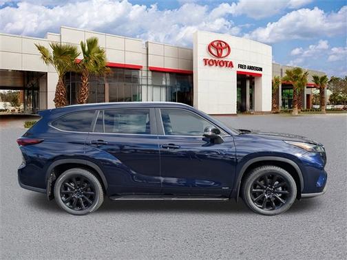 2026 Toyota Highlander Hybrid XLE