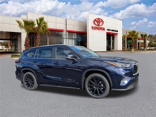 2026 Toyota Highlander Hybrid XLE