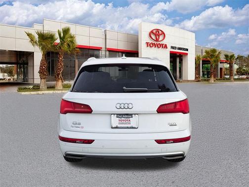 2018 Audi Q5 2.0T Tech Premium