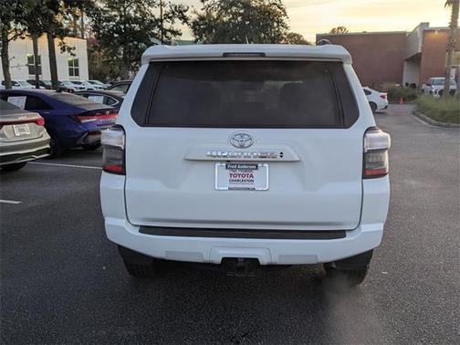 2022 Toyota 4Runner SR5 Premium