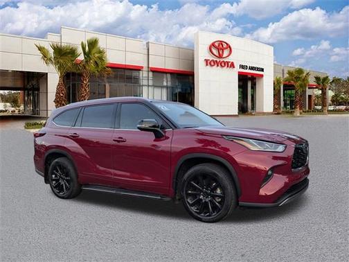 2022 Toyota Highlander Platinum