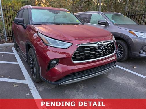 2022 Toyota Highlander Platinum