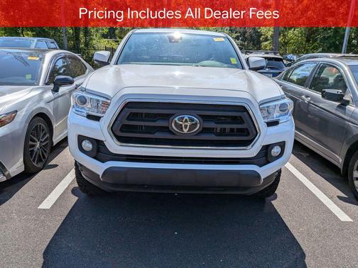 Ice Cap 2023 Toyota Tacoma SR5