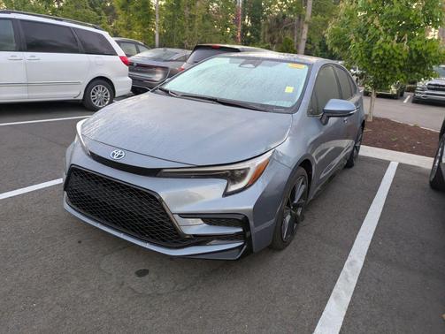 2024 Toyota Corolla Hybrid SE