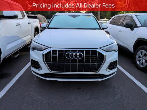 Glacier White 2022 Audi Q3 40 Premium