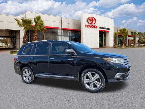 Black 2013 Toyota Highlander Limited