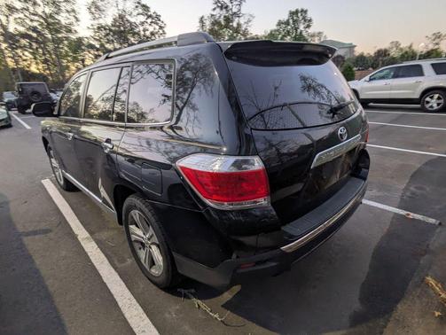 Black 2013 Toyota Highlander Limited