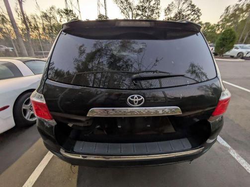 Black 2013 Toyota Highlander Limited