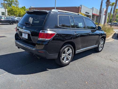 Black 2013 Toyota Highlander Limited
