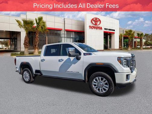 White Frost Tricoat 2022 GMC Sierra 2500 Denali