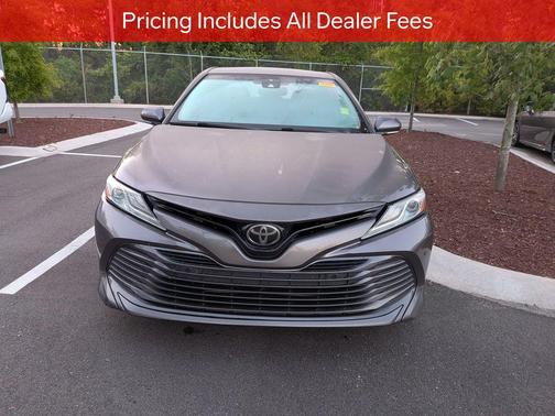 Predawn Gray Mica 2018 Toyota Camry XLE