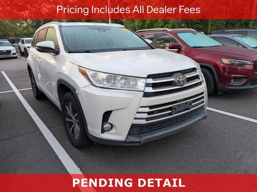 Blizzard Pearl 2017 Toyota Highlander XLE