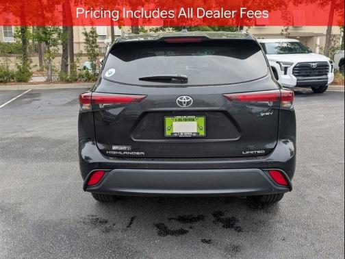 Midnight Black Metallic 2026 Toyota Highlander Hybrid Limited