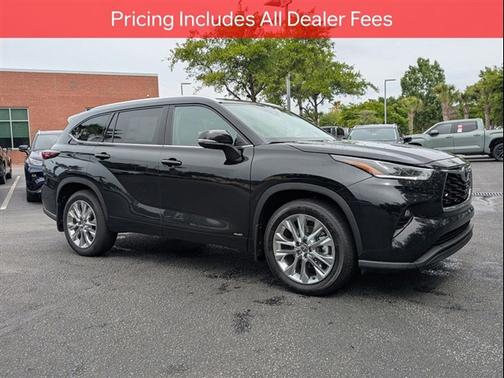 Midnight Black Metallic 2026 Toyota Highlander Hybrid Limited