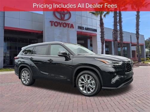 Midnight Black Metallic 2026 Toyota Highlander Hybrid Limited