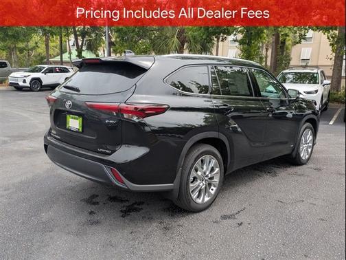 Midnight Black Metallic 2026 Toyota Highlander Hybrid Limited