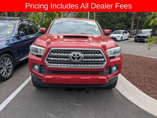 Barcelona Red Metallic 2017 Toyota Tacoma TRD Sport