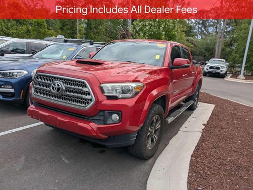 Barcelona Red Metallic 2017 Toyota Tacoma TRD Sport