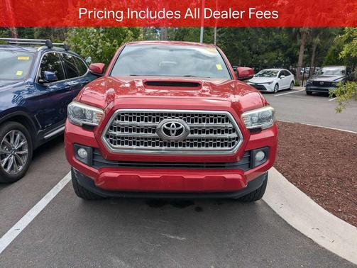 Barcelona Red Metallic 2017 Toyota Tacoma TRD Sport
