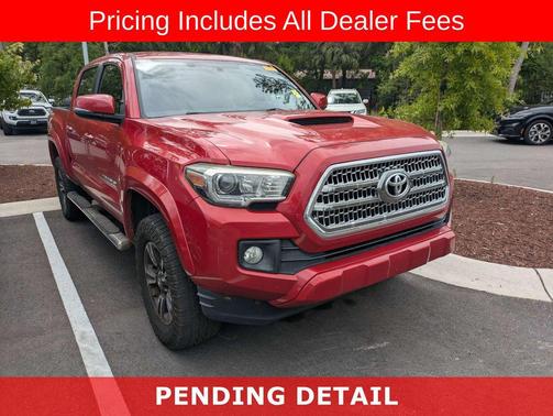 Barcelona Red Metallic 2017 Toyota Tacoma TRD Sport