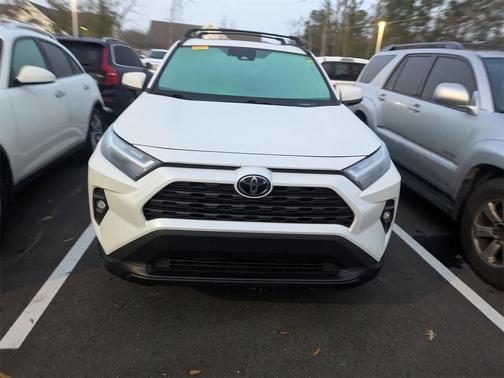 2024 Toyota RAV4 XLE Premium