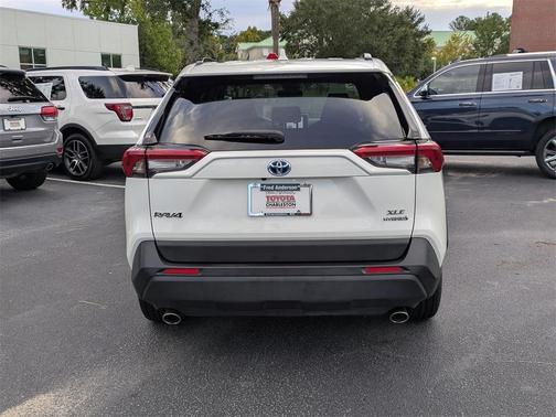 2023 Toyota RAV4 Hybrid XLE
