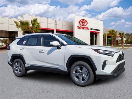 2025 Toyota RAV4 Hybrid XLE