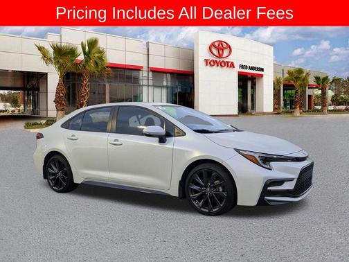 Wind Chill Pearl 2025 Toyota Corolla XSE
