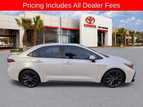 Wind Chill Pearl 2025 Toyota Corolla XSE