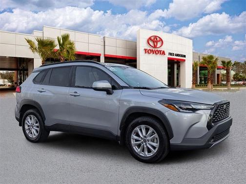 2024 Toyota Corolla Cross LE