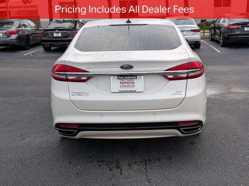WHITE PLATINUM MET TRI-COAT 2017 Ford Fusion SE
